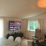 Sunny Terrace House Only 50 Min From Oslo