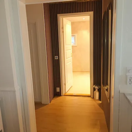 Sunny Terrace House Only 50 Min From Oslo * Skjelfoss