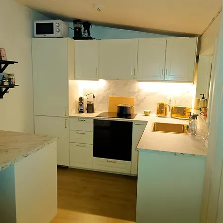 Sunny Terrace House Only 50 Min From Oslo *