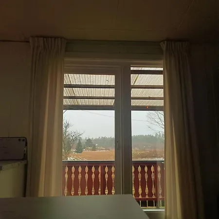 Sunny Terrace House Only 50 Min From Oslo * Skjelfoss