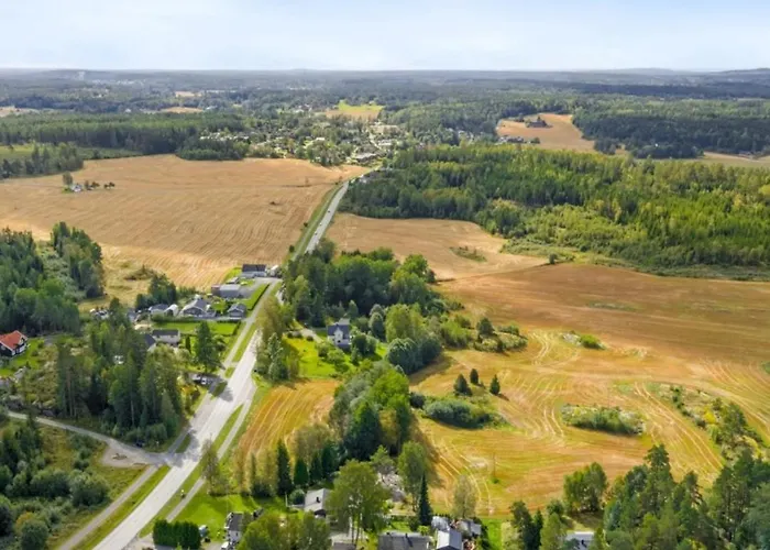 Sunny Terrace House Only 50 Min From Oslo Apartment *